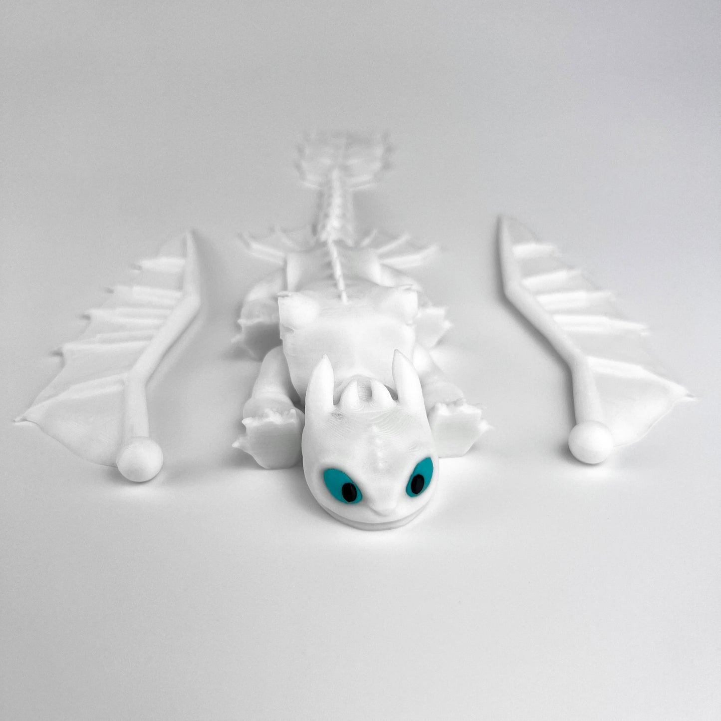 Figurină Dragon Light Fury - How To Train Your Dragon