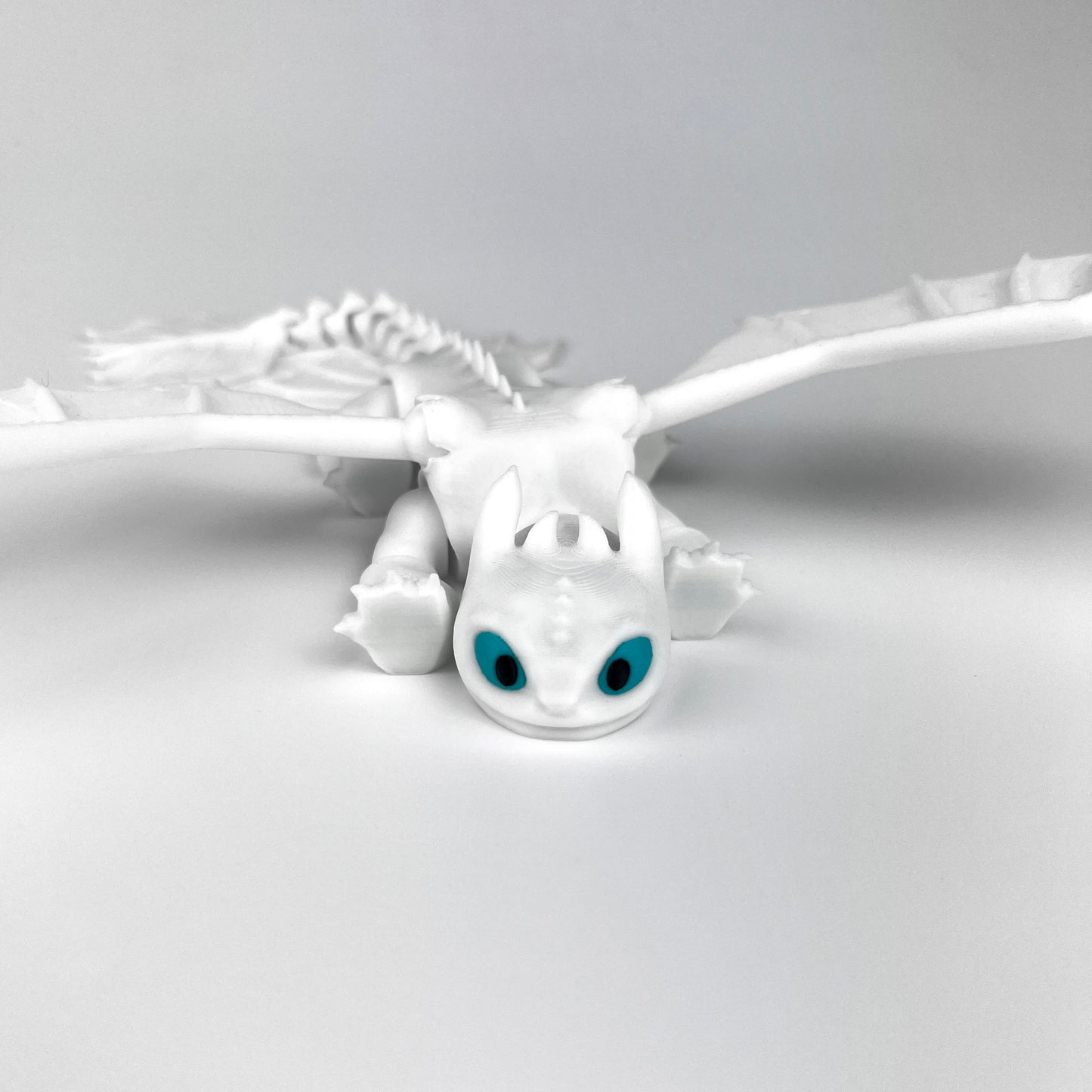 Figurină Dragon Light Fury - How To Train Your Dragon