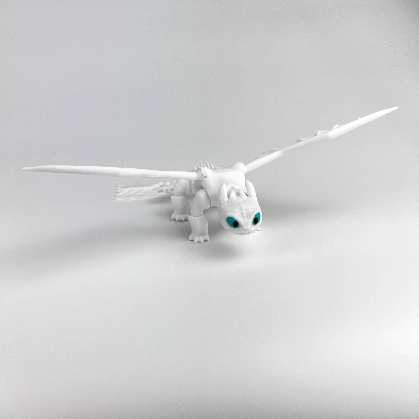 Figurină Dragon Light Fury - How To Train Your Dragon