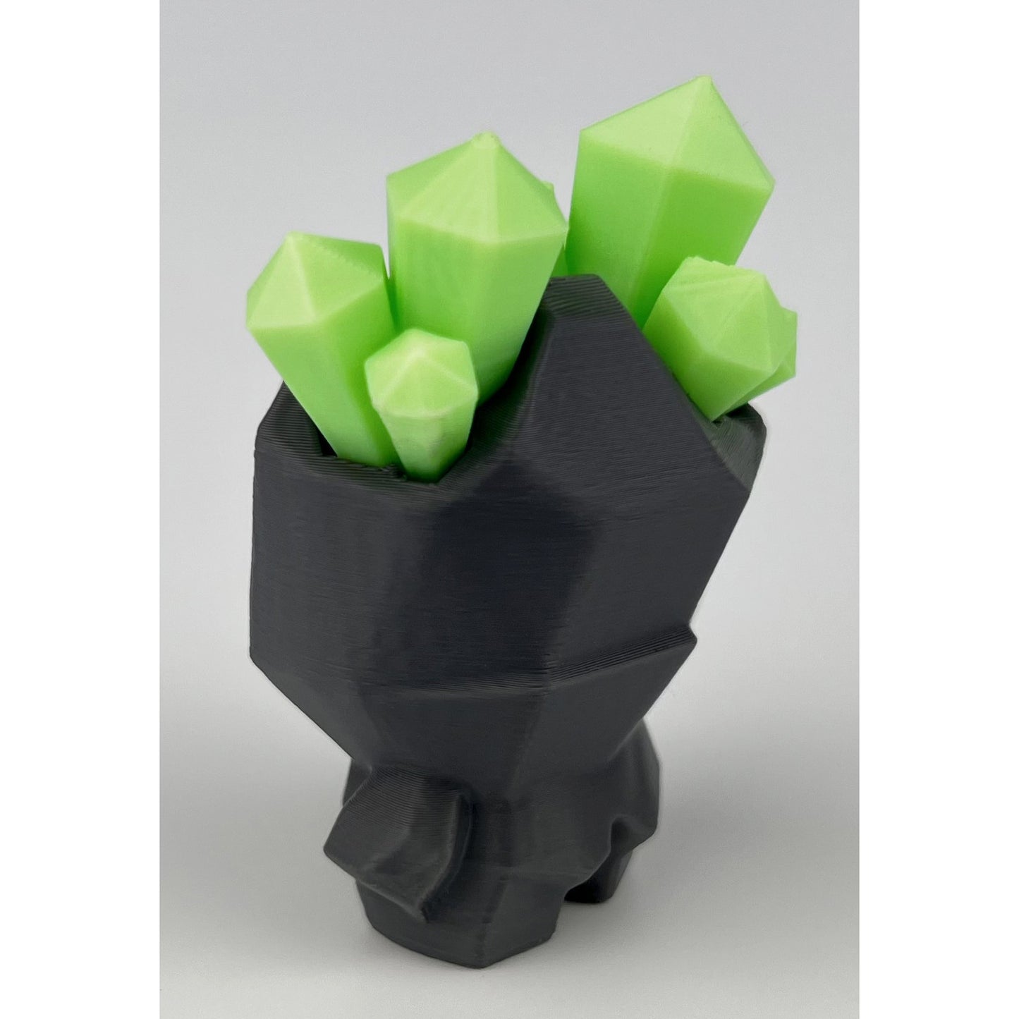 Figurina Pet Rock 3D, cu Cristale Fosforescente si Cutie de Depozitare