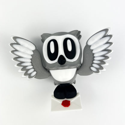 Set Figurine Bufnita Hedwig – Harry Potter 3D, cu Buturuga Magnetica Frigider, Crenguta si Soarece – Set Decorativ
